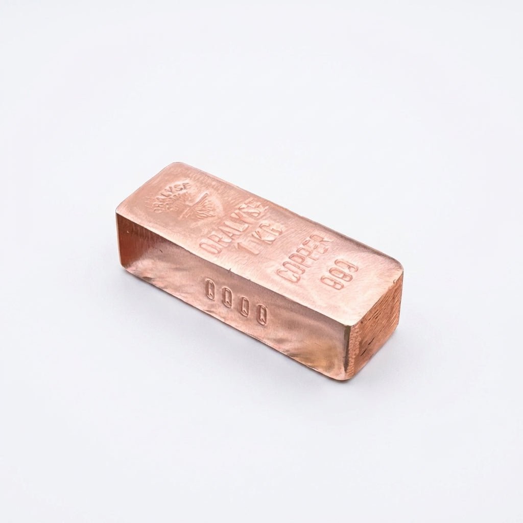 Lingot cuivre 1kg artisanal numéroté, vue de côté — Atelier Oralyse